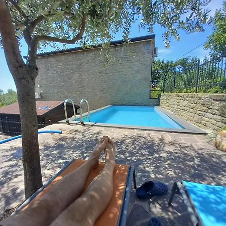 Holiday home Deja Marusici (Istria)